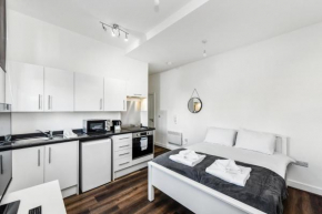 Church Street Flat 5 - Minimalist Studio in New Basford